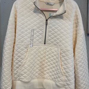 DSG cream quilted pull over. Size Large brand new